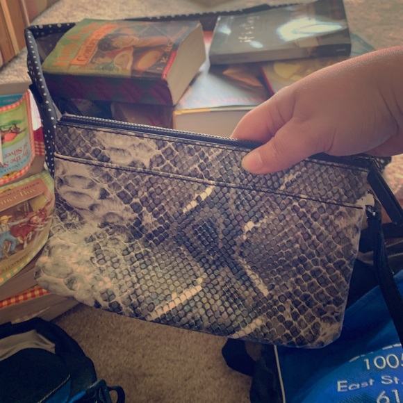 Evening wristlet - Picture 1 of 1